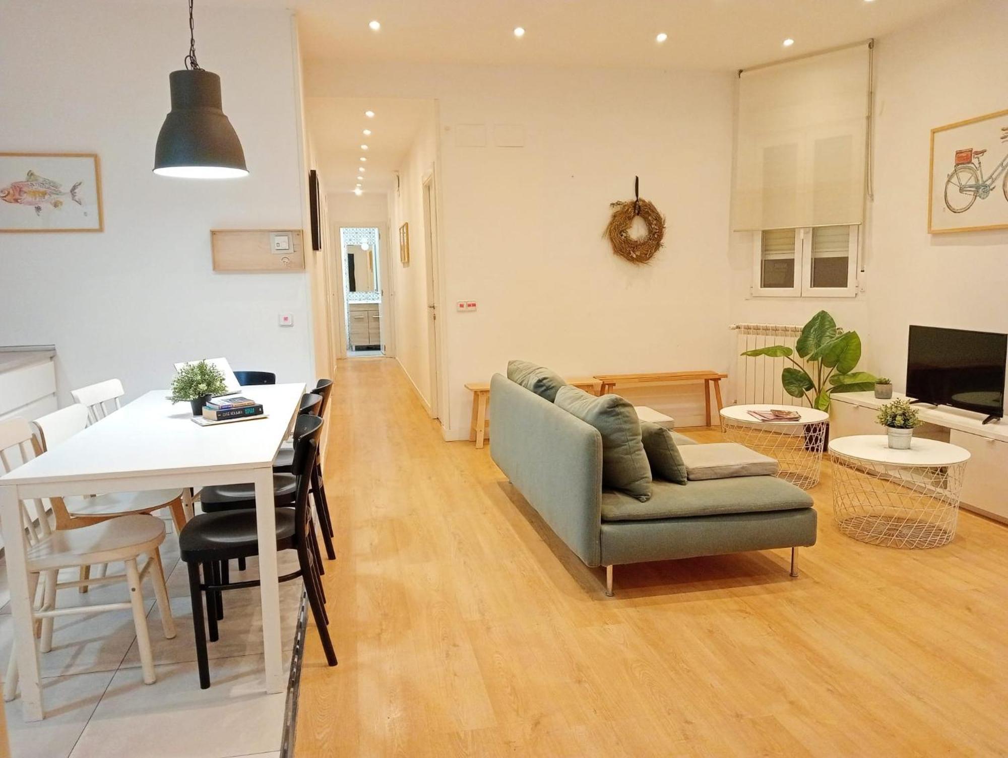 Far Home Plaza Mayor Madrid Ngoại thất bức ảnh