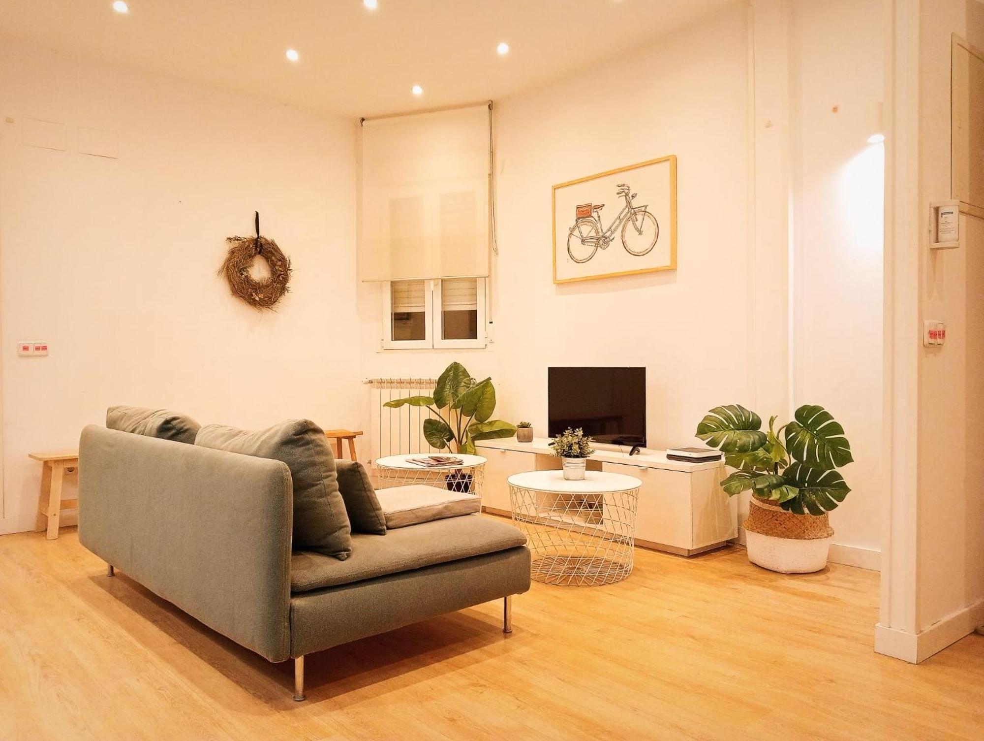 Far Home Plaza Mayor Madrid Ngoại thất bức ảnh