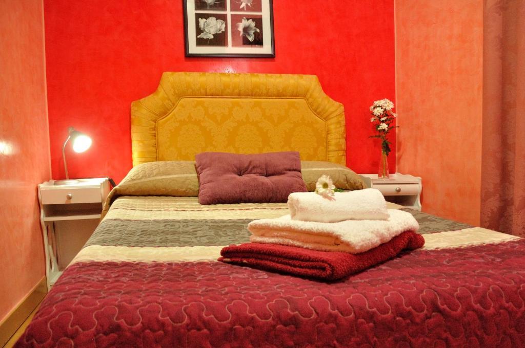 Far Home Plaza Mayor Madrid Phòng bức ảnh