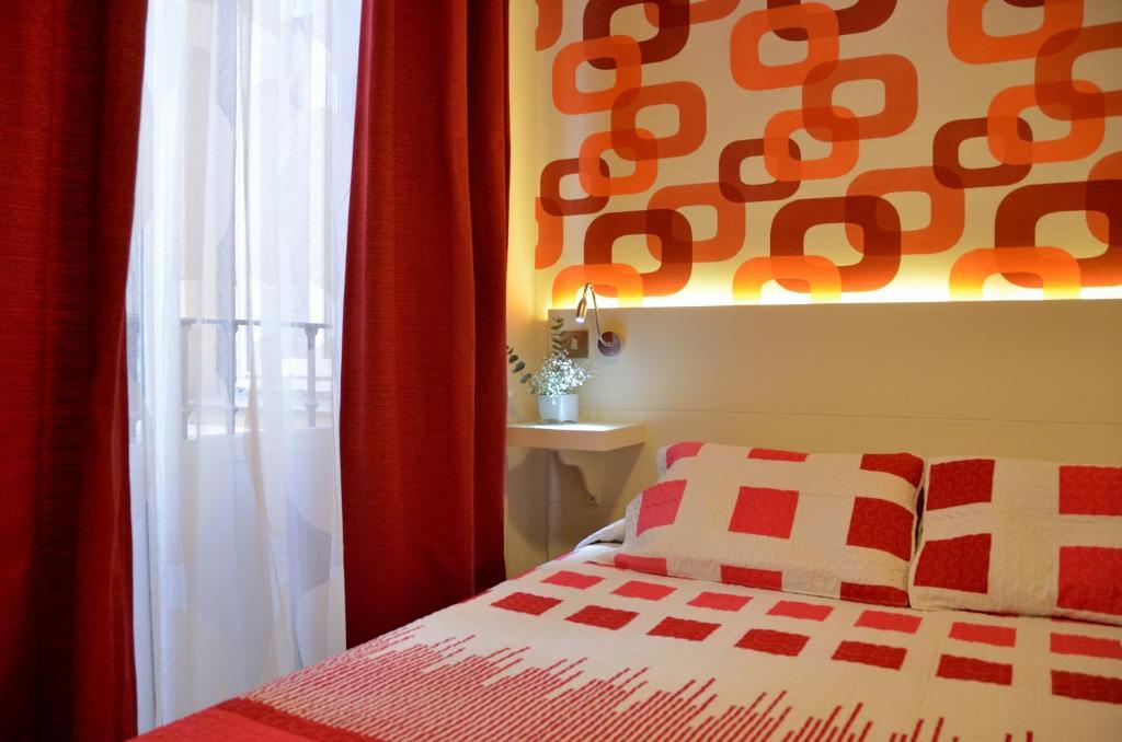Far Home Plaza Mayor Madrid Phòng bức ảnh